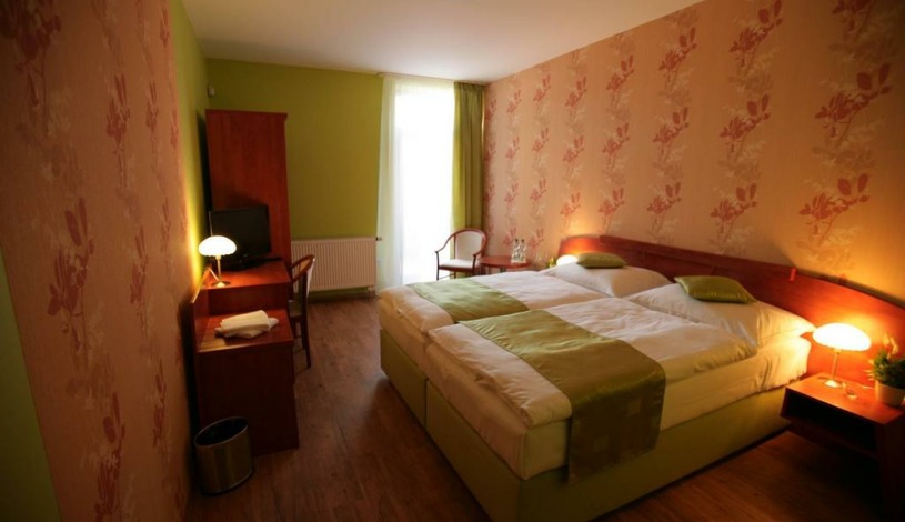 BARBORA Restaurant & Penzion Kutná Hora